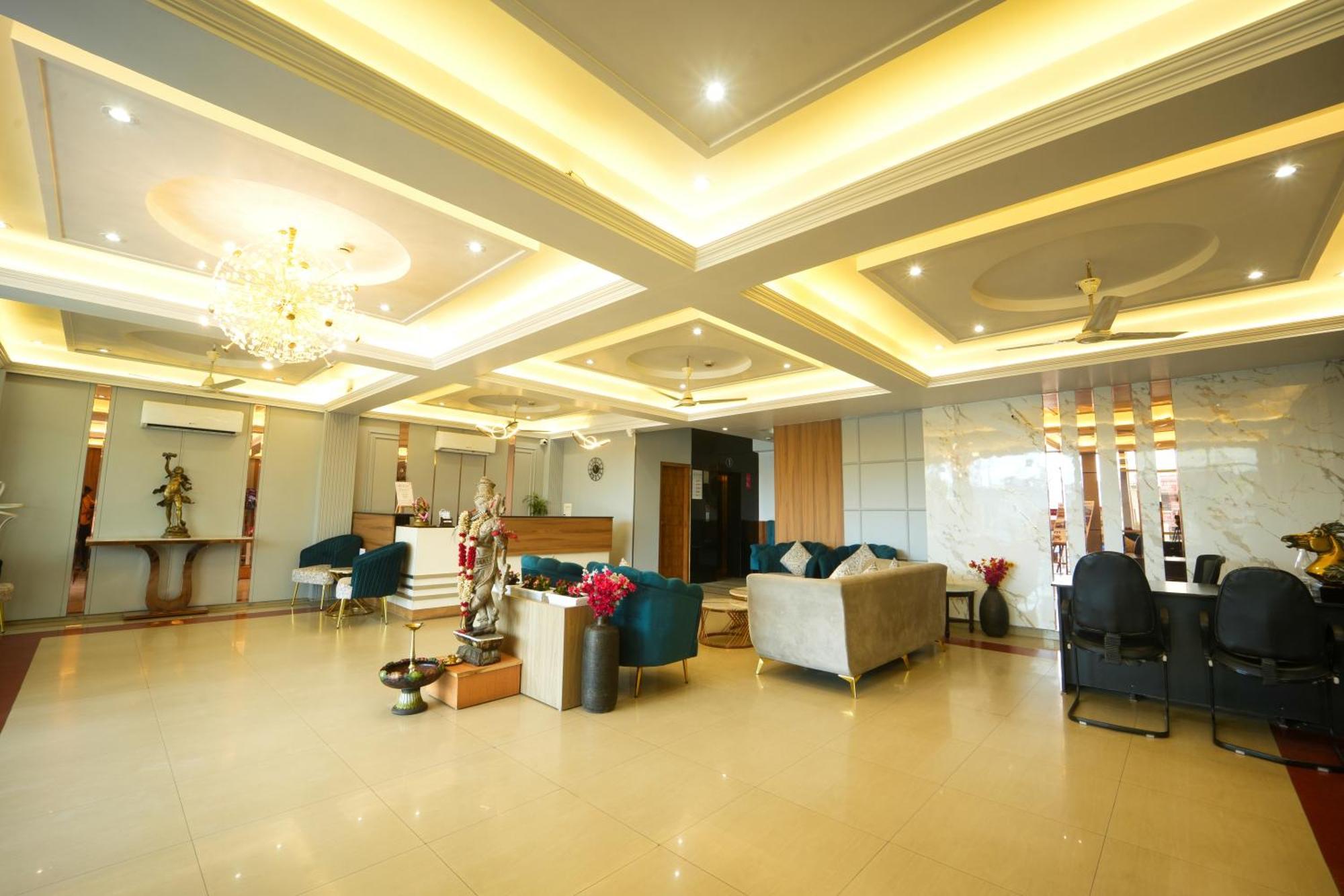Grand Legacy Beacon, Dehradun Hotel Kültér fotó